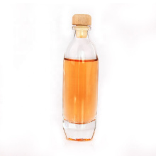 High quality small 100ml clear glass wine bottle for liquor vodka whisky with wood stopper